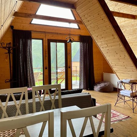 Aura Cottages Kazbegi Esterno foto