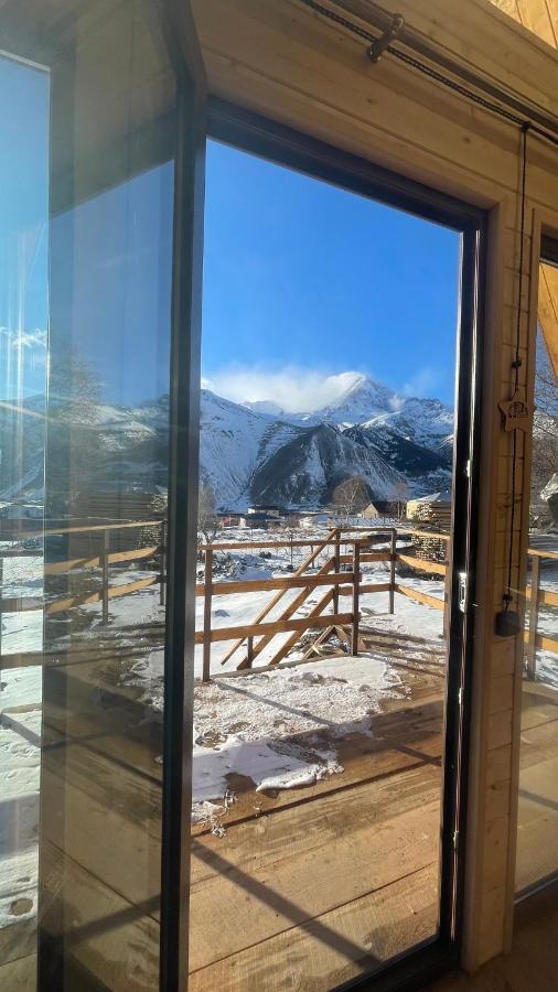 Aura Cottages Kazbegi Esterno foto