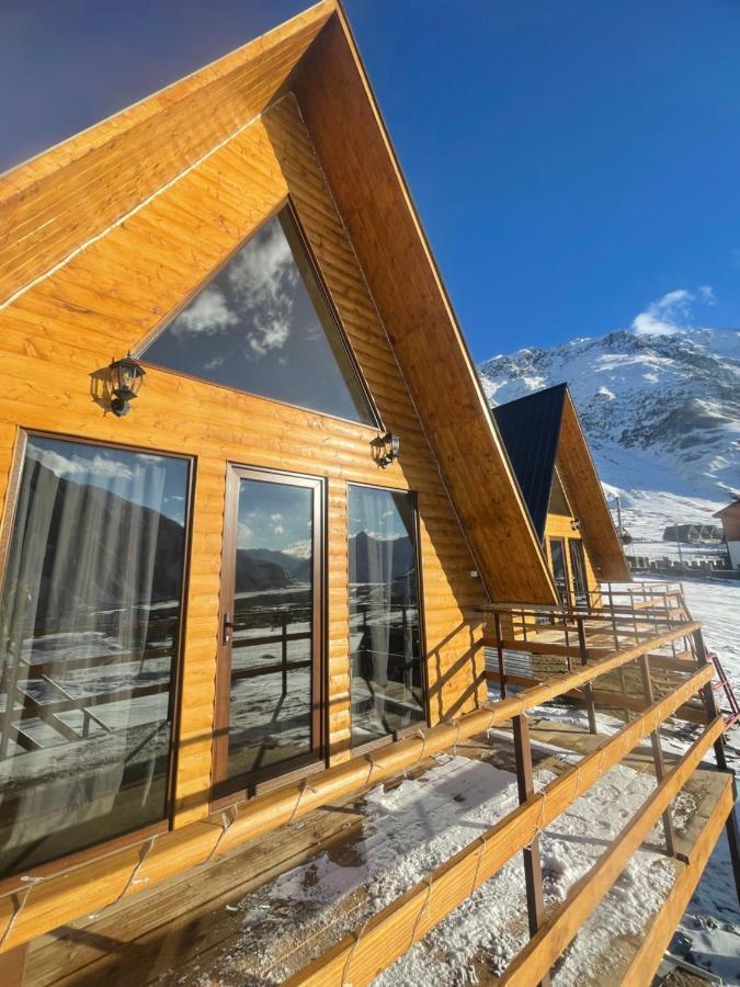 Aura Cottages Kazbegi Esterno foto