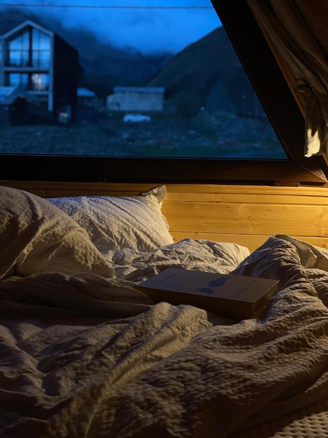 Aura Cottages Kazbegi Esterno foto