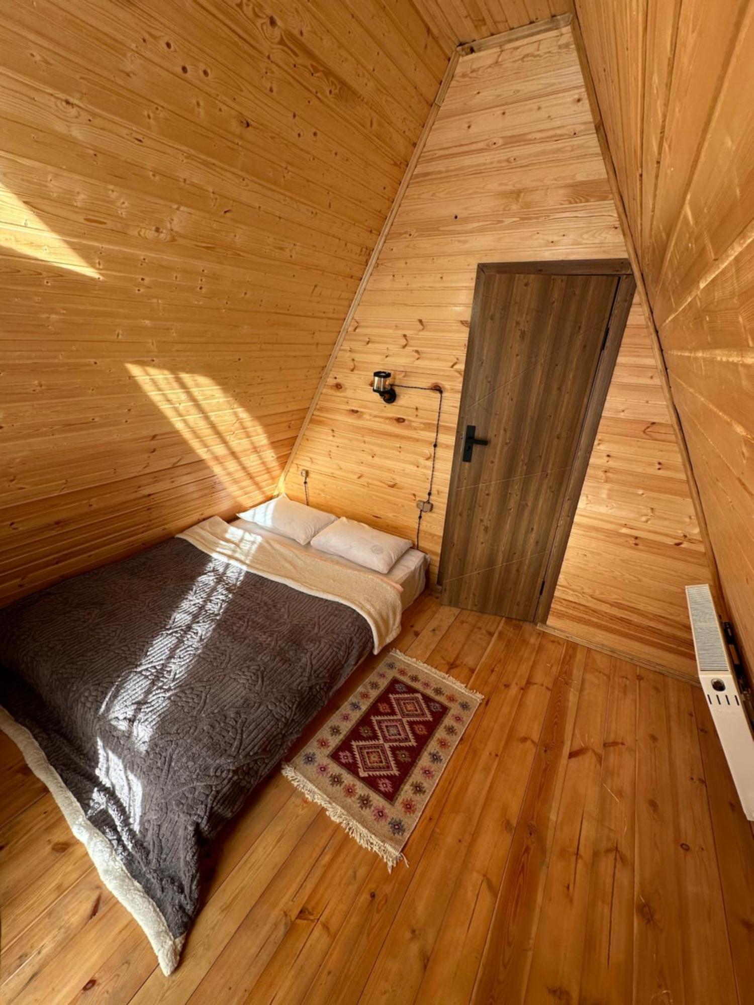 Aura Cottages Kazbegi Esterno foto