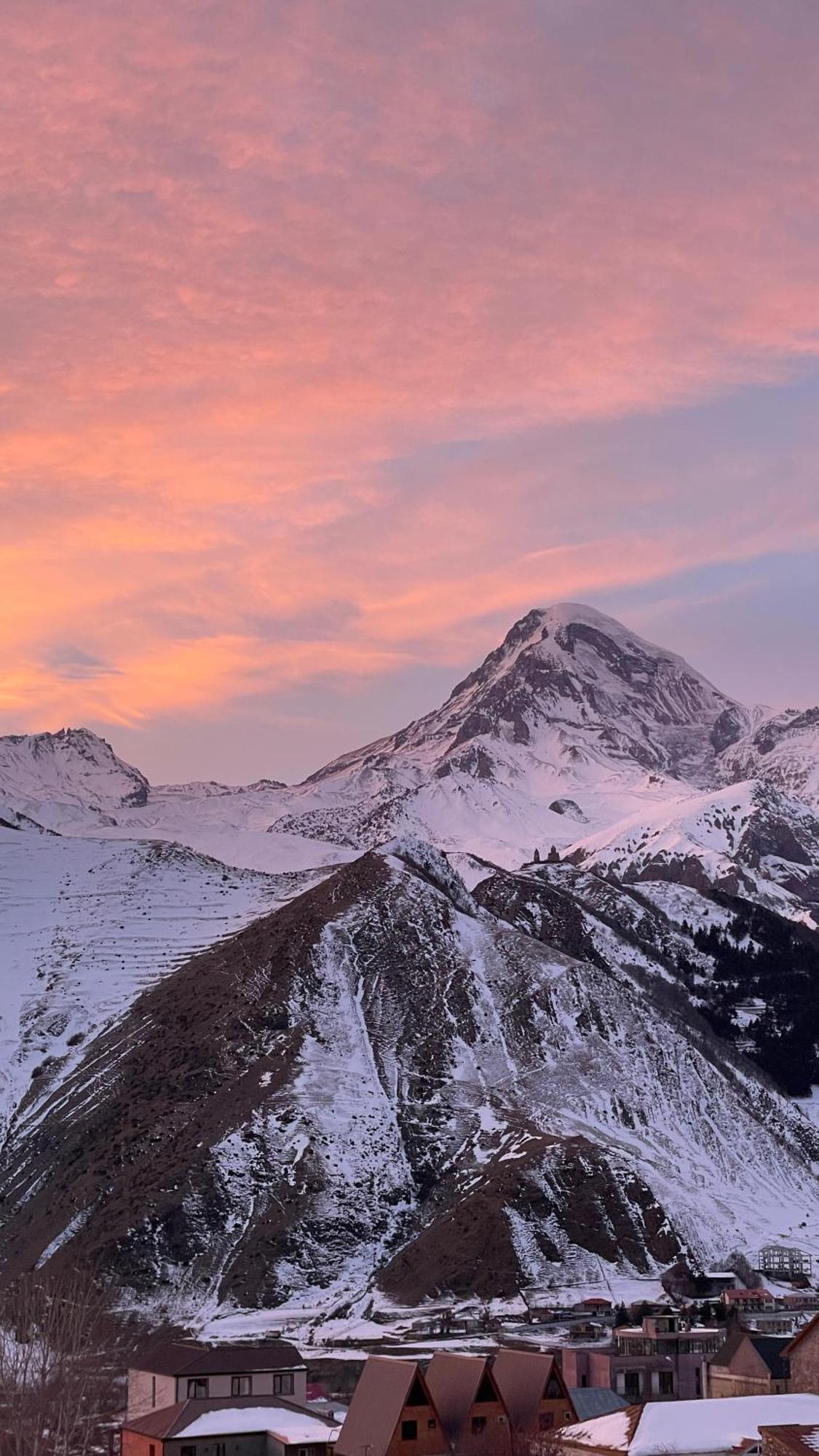Aura Cottages Kazbegi Esterno foto