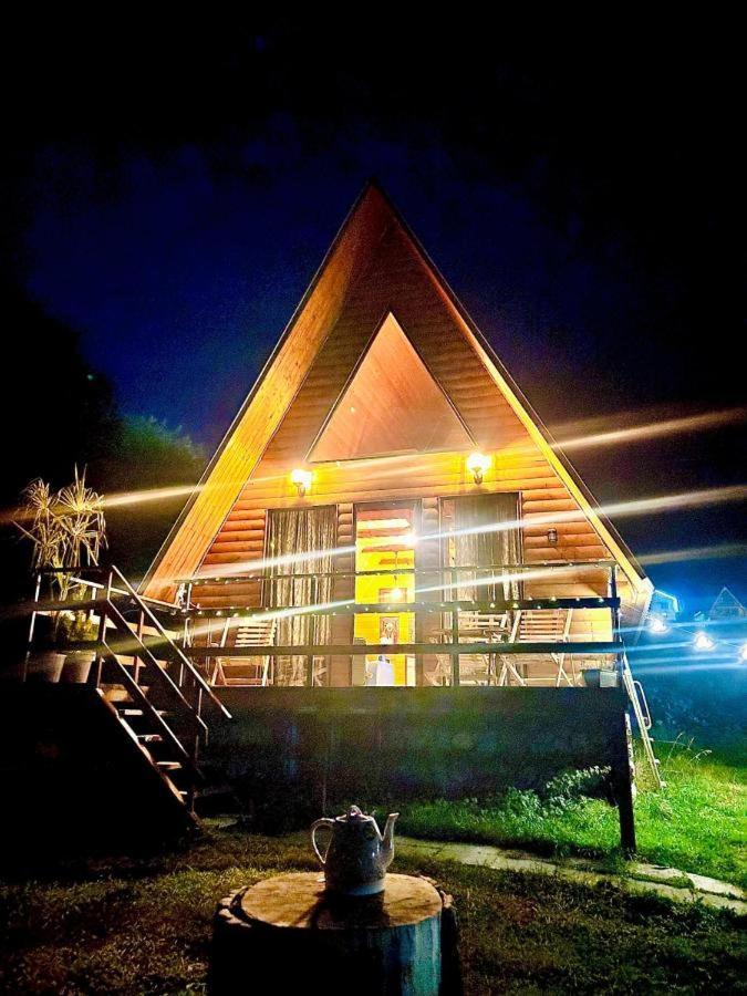 Aura Cottages Kazbegi Esterno foto